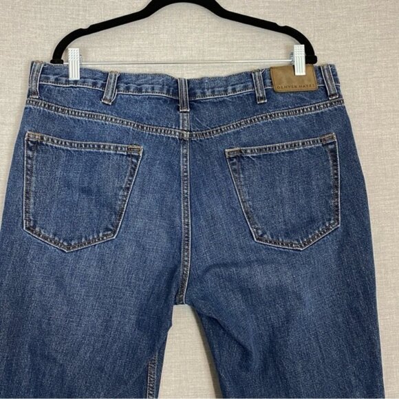 Denver Hayes Straight Jeans 38 X 30 100% Cotton Medium Wash Blue Mid Rise - Picture 4 of 12